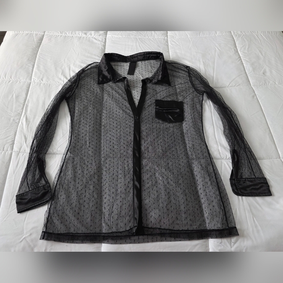 Source Unknown Tops - Sheer Black Top with Satin Accent At Collar Pocket And Cuffs - Size Large